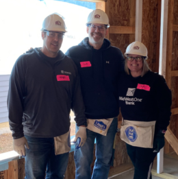 MidWestOne Bank Habitat for Humanity